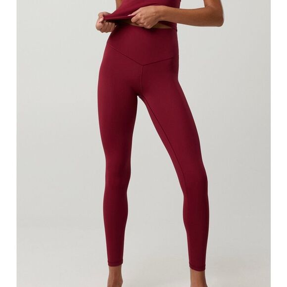 Offline Real Me Basic Red Leggings Size S - Picture 1 of 8
